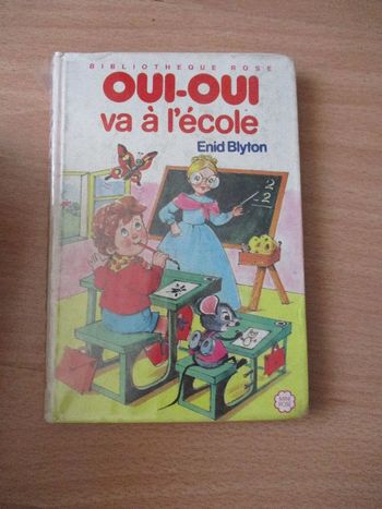 Oui-Oui va à l'école de Enid Blyton