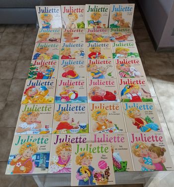 Lot de 29 livres Juliette
