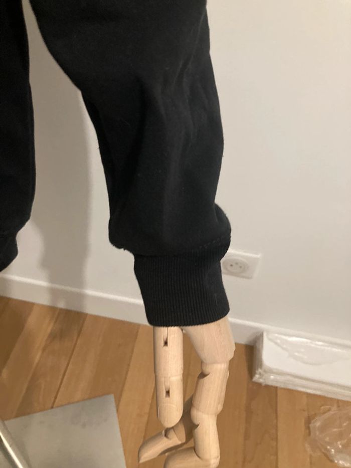 Pull sweat noir basic H&M - photo numéro 4