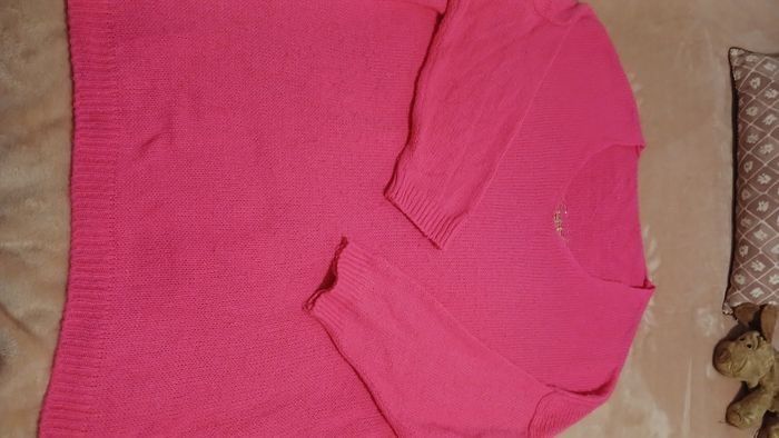 Tunique coll V  avec fantaisie doree dans le dos - photo numéro 3