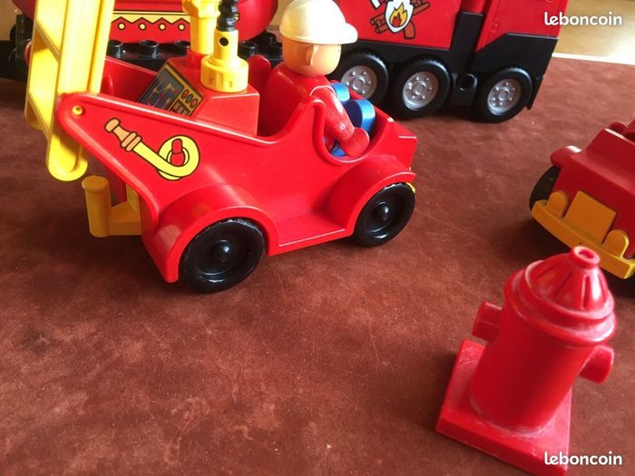 Lego lot véhicules + pompiers+ accessoires - photo numéro 3