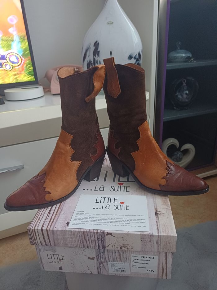 BOTTINES TOUT CUIR  MARQUE  LITTLE LA SUITE