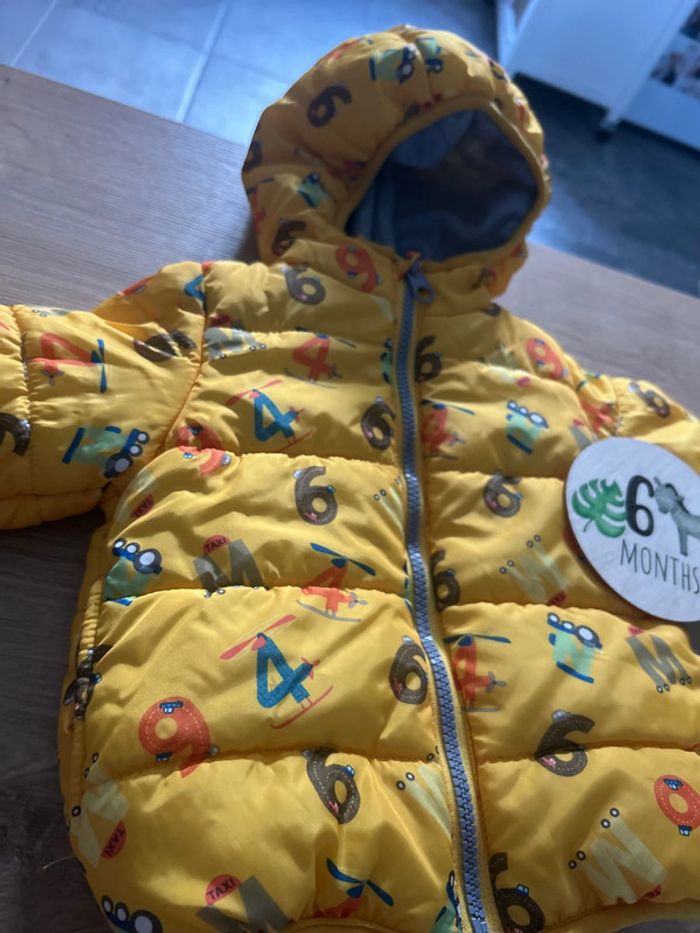 Manteau doudoune à capuche jaune - photo numéro 2