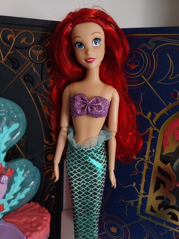 Poupée Ariel en sirène et sa coiffeuse vanity set- Coffret Disney La Petite Sirène - photo numéro 4