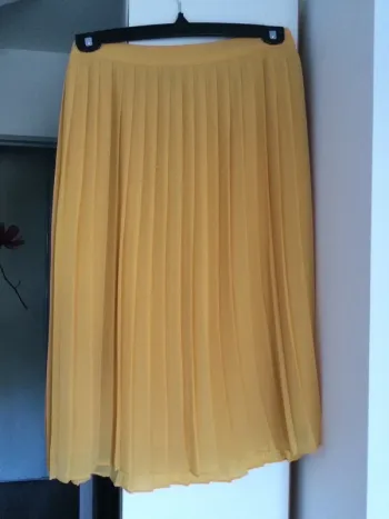 Jupe plissée jaune T40