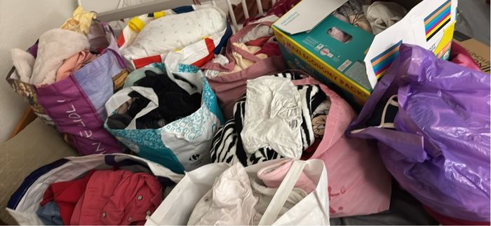 Lot vêtement fille + balancelle + transat