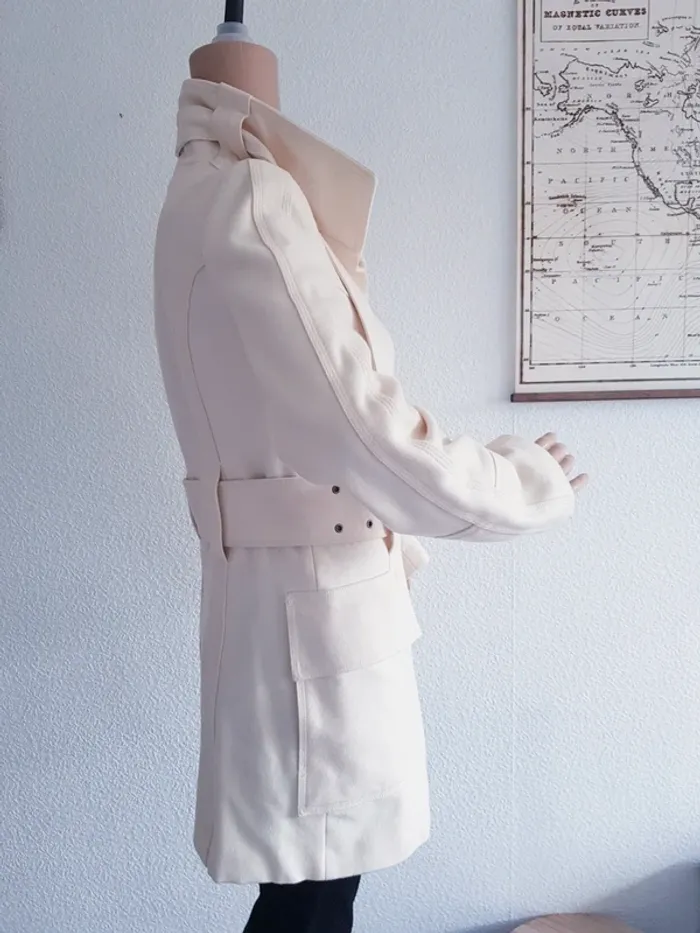 Zara - Manteau / trench en laine avec ceinture - photo numéro 4