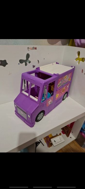 Food truck barbie