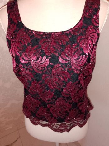 Haut dentelle taille 42