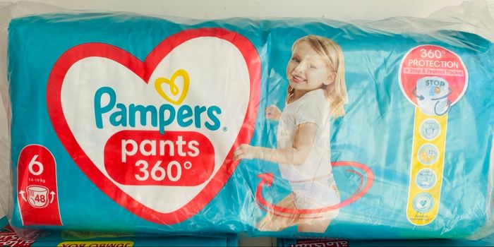 Couches Culottes Pants. Confort 360. Taille 6. Pack de 2x48 couches. 96 au total.