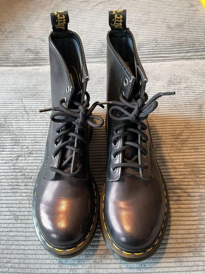 Chaussures Dr Martens 1460 limitée / taille 37 - photo numéro 2