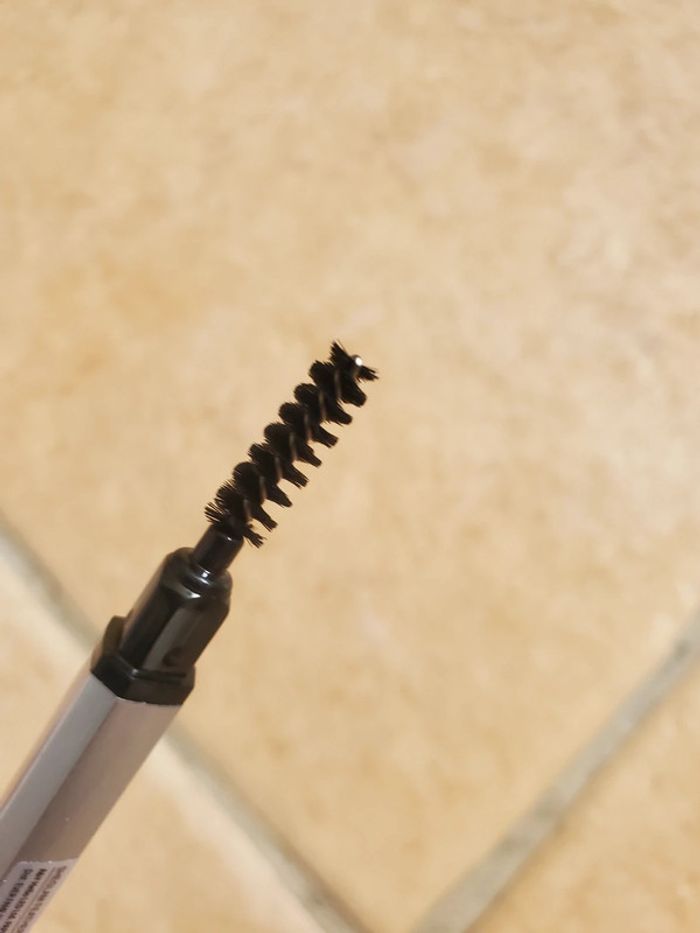 Crayon sourcils - photo numéro 5
