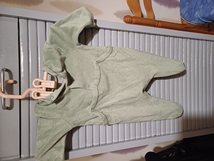 2 pyjamas1 pièce pour garçons Taille 3 mois - photo numéro 5