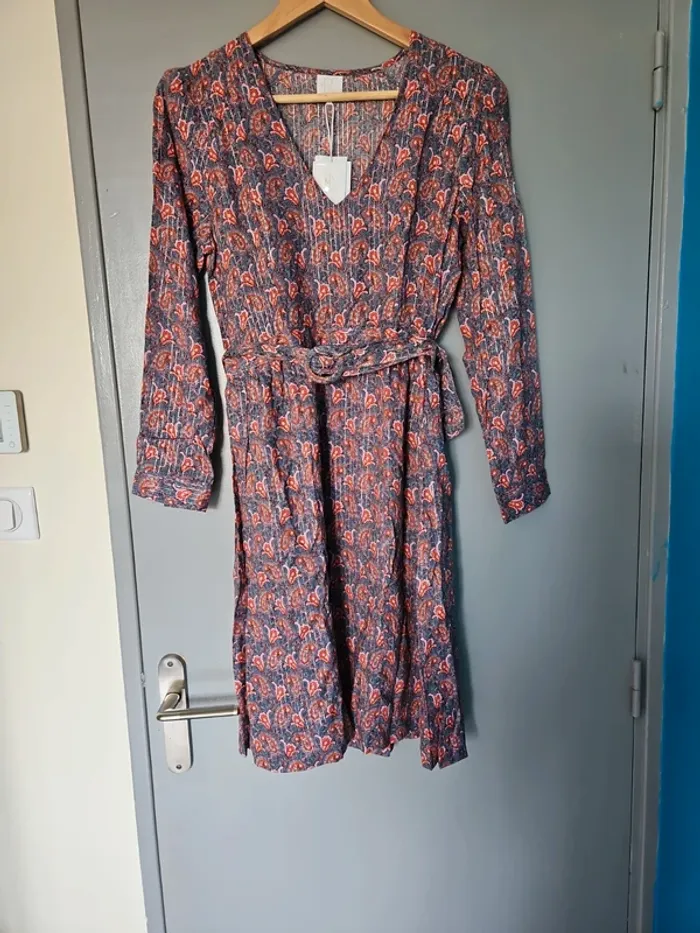 Robe Karl Marc John