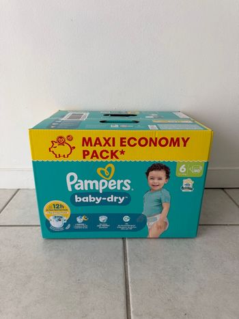 Carton de couches 80 Pampers Taille 6 baby dry 13/18kg