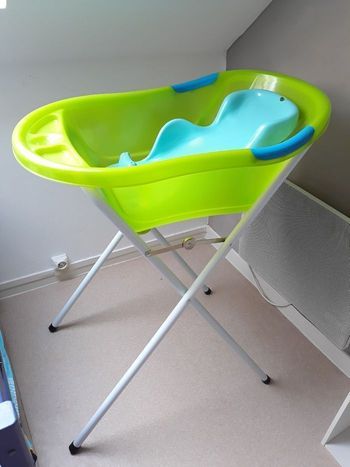 Baignoire Dbb Remond + Pied Neuf  avec transat