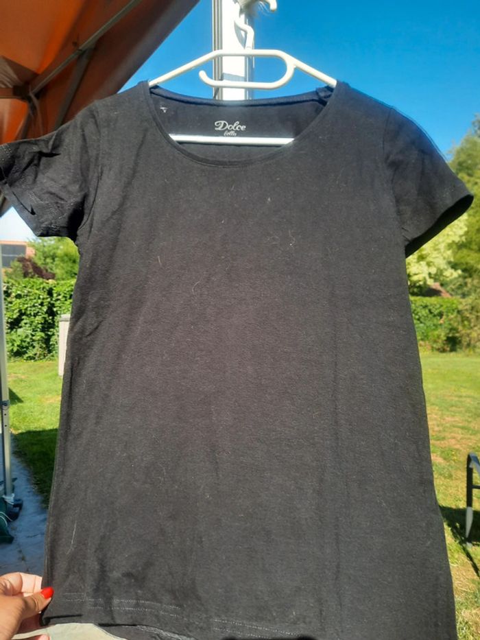 T-shirt noir basique - photo numéro 3