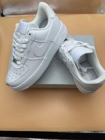Nike Air Force 1 Low '07 Blanche 40.5