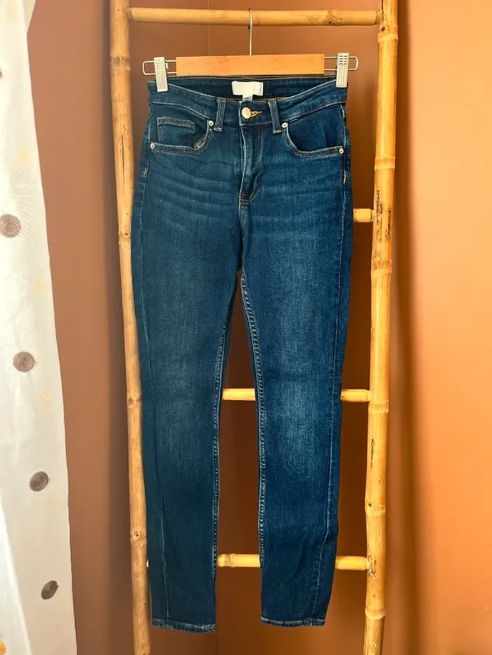 Jean taille haute skinny droit H&M