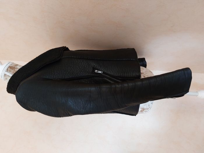 Blouson Camaïeu noir imitation cuir fourré taille 38 - photo numéro 7