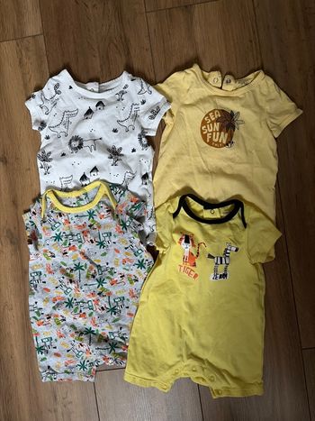 Lot 4 Barboteuses courtes