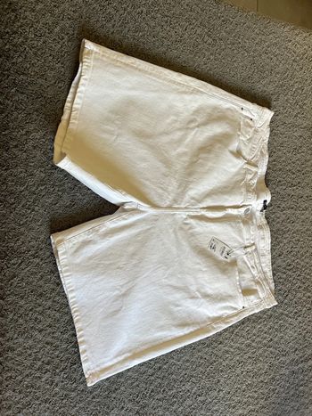 Bermuda blanc homme/femme 60