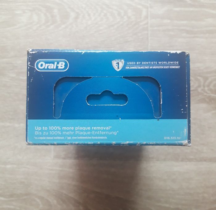 Brosse à dents élèctrique Oral-B Pro 1 700 NEUVE - photo numéro 3