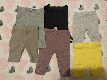 Lot de 20 vêtement taille 6 mois