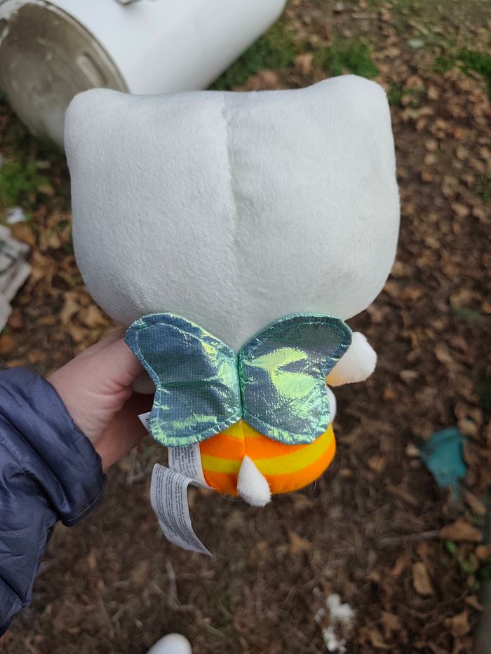 Peluche Hello Kitty - photo numéro 2