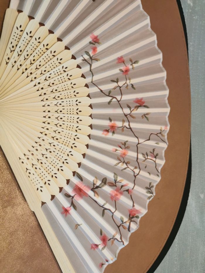 Éventail style japonais fleurs - photo numéro 2