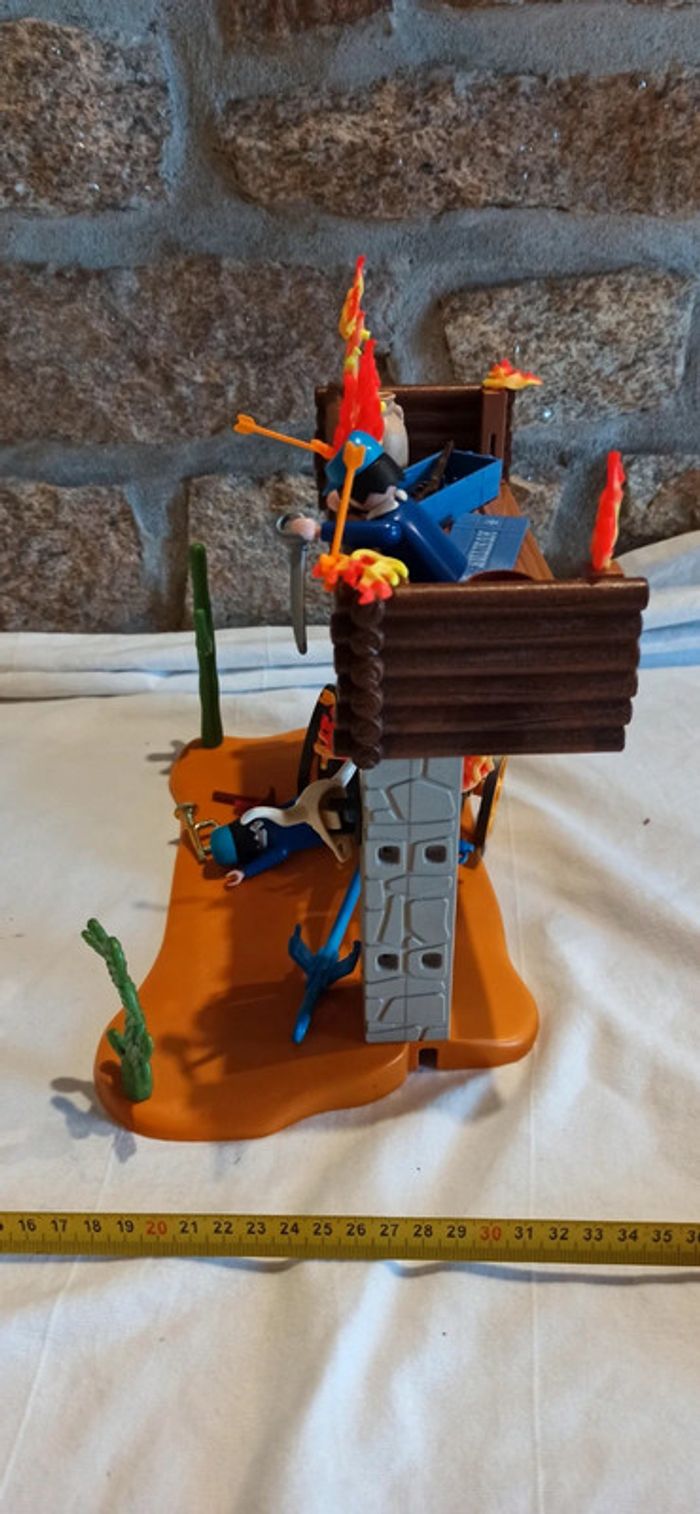 Entrée de fort avec nordistes attaqués playmobil - photo numéro 12