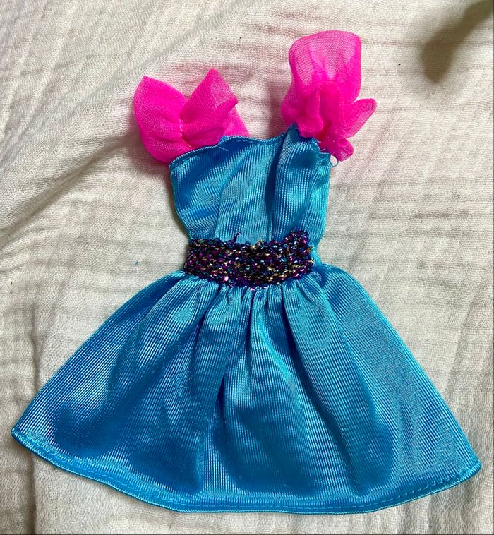 Belle robe rose et bleu Barbie - photo numéro 2