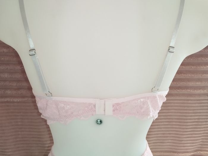 Ensemble sous vêtements / Tanga rose - photo numéro 5