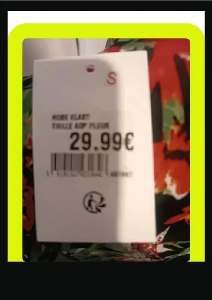 Robe taille s neuve - photo numéro 4