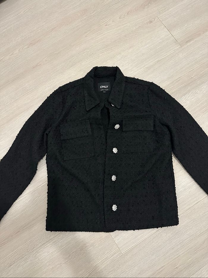 Veste Only