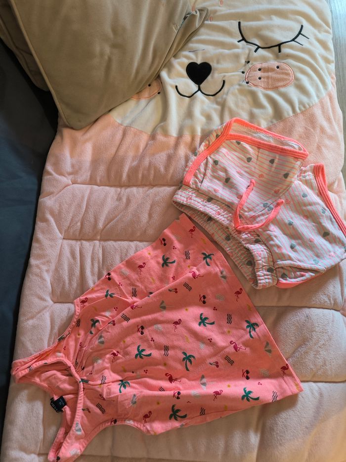 Vêtements 5 ans fille - photo numéro 2