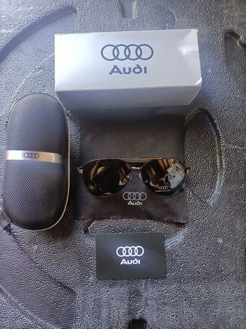 Lunettes de soleil homme polarisées UV400 Audi Neuves