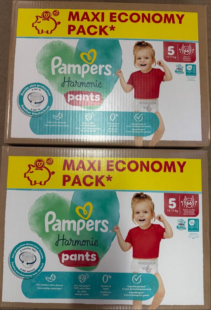 2 paquets de 66 couches Pants Pampers Harmonie Taille 5