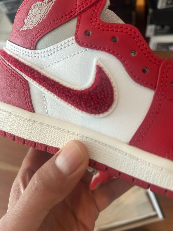 Jordan 1 taille 35 - photo numéro 3