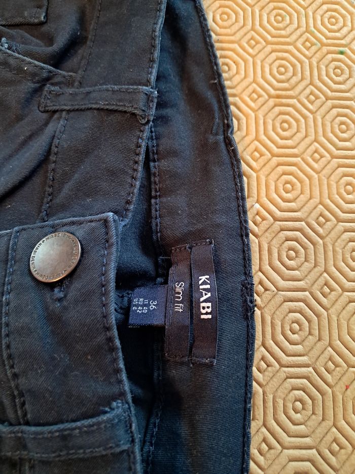 Lot de pantalons et pantacourts 36 neufs et tbe - photo numéro 8