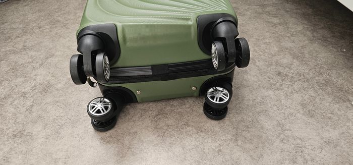 Valise  Cabine Neuve Manoukian - photo numéro 7