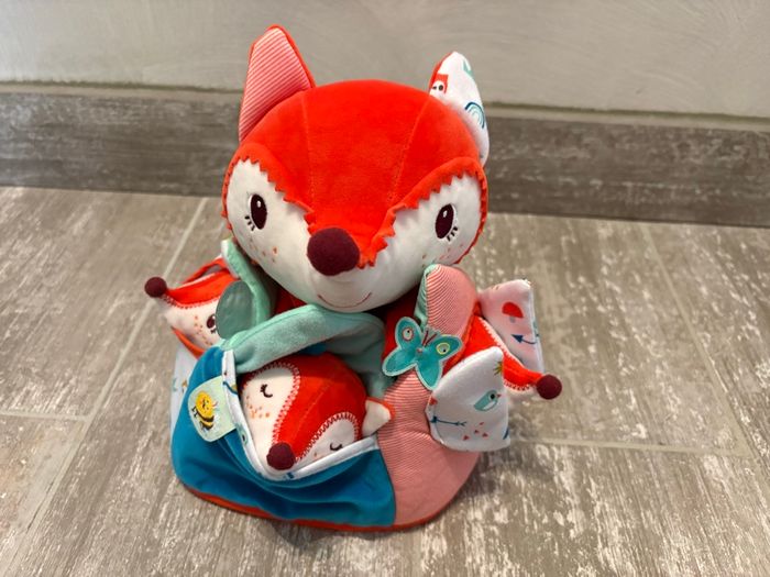 Marionnette Alice cache cache