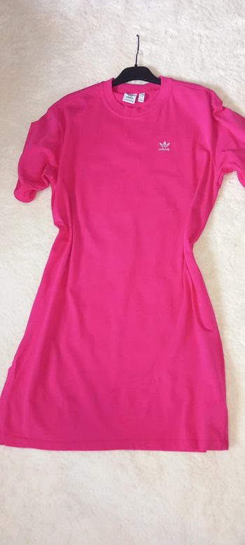 Robe adidas