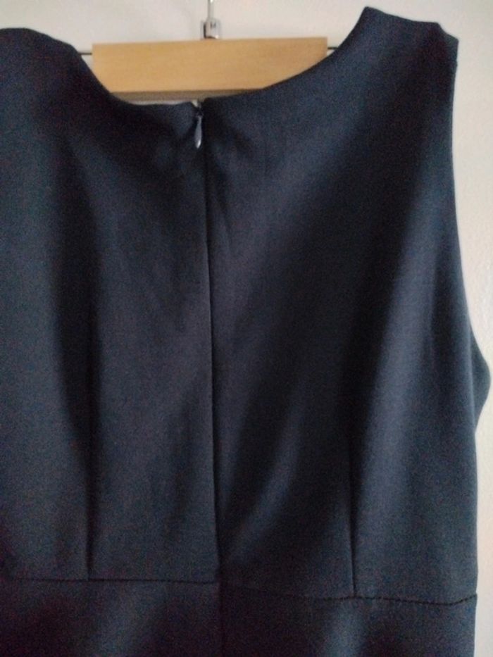 Robe bleu marine - photo numéro 4