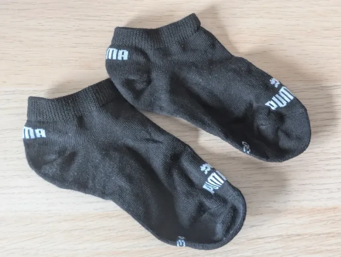 Chaussettes noir puma 27/30 neuves