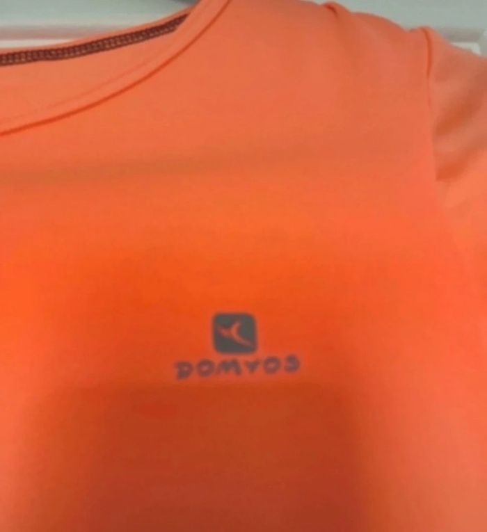 T-shirt décathlon - photo numéro 2