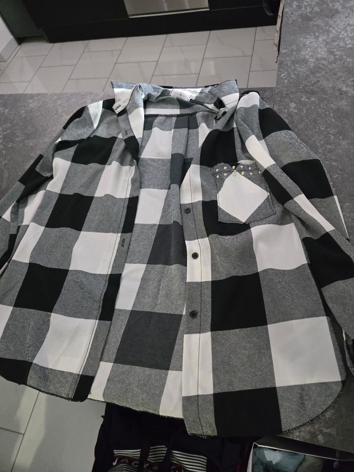 Chemise