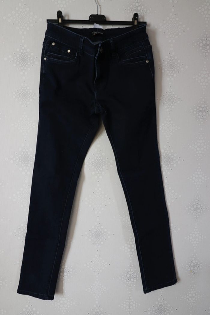 D1590 - jeans femme taille 40