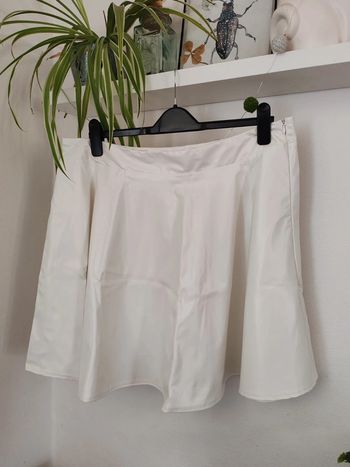 Jupe courte blanche effet cuir
