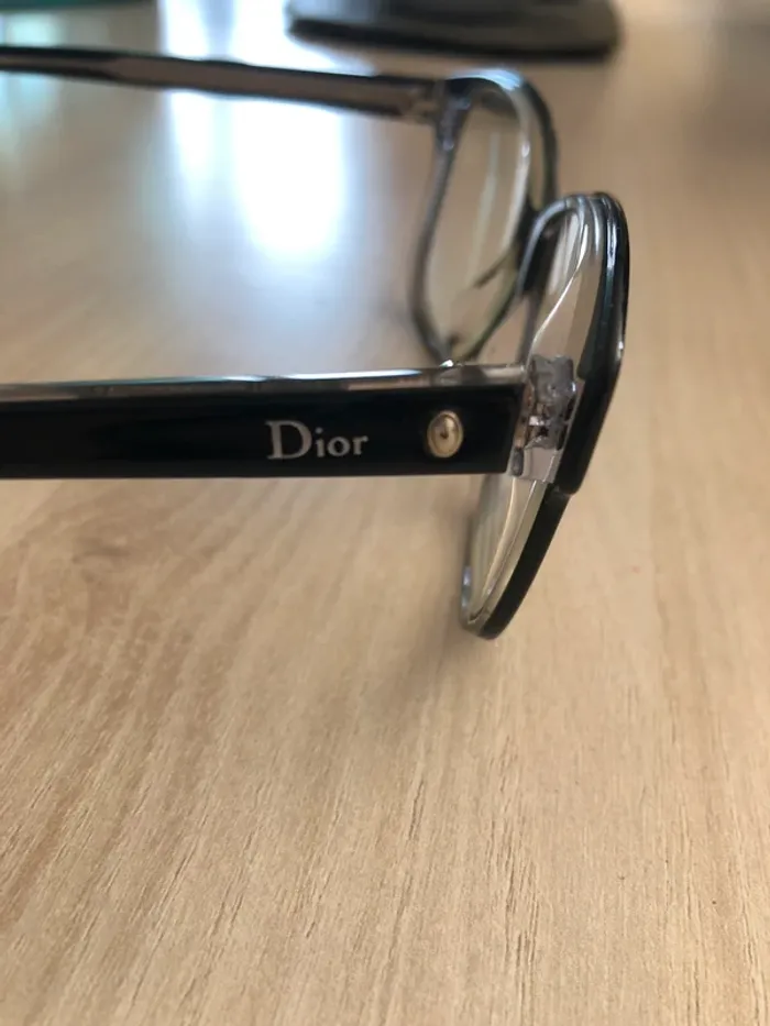 Lunettes - photo numéro 3